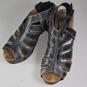 Sbicca Vintage Collection Black Cutout Wedge Sandal Wood Heel Size EU 39/ 8.5 US